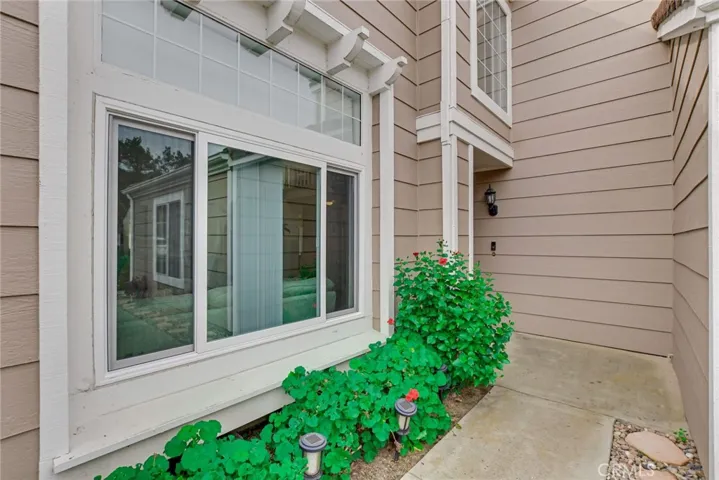 6931 Oriole Avenue, La Verne, California 91750