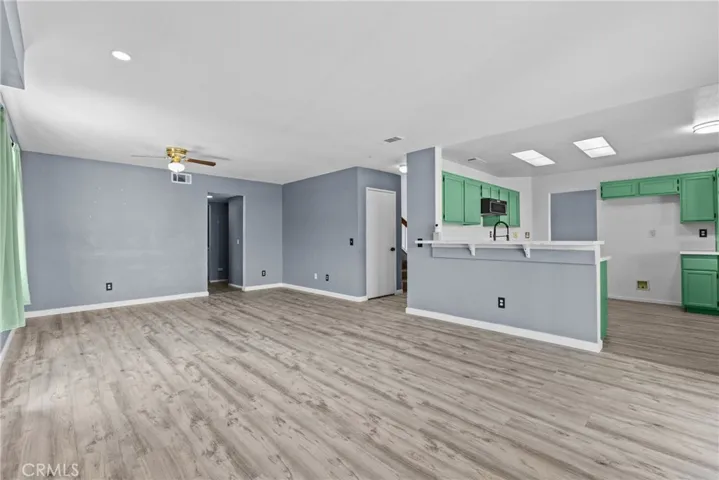 13806 Salado, Victorville, California 92392