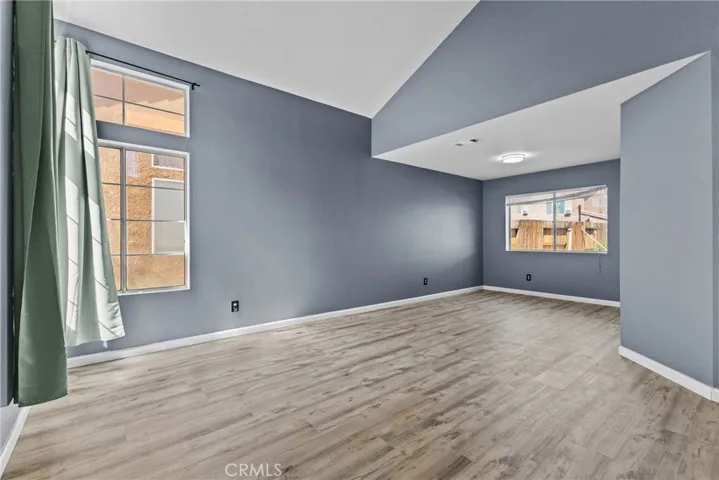 13806 Salado, Victorville, California 92392