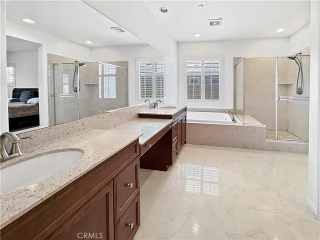 2025 James Gaynor Street, Fallbrook, California 92028