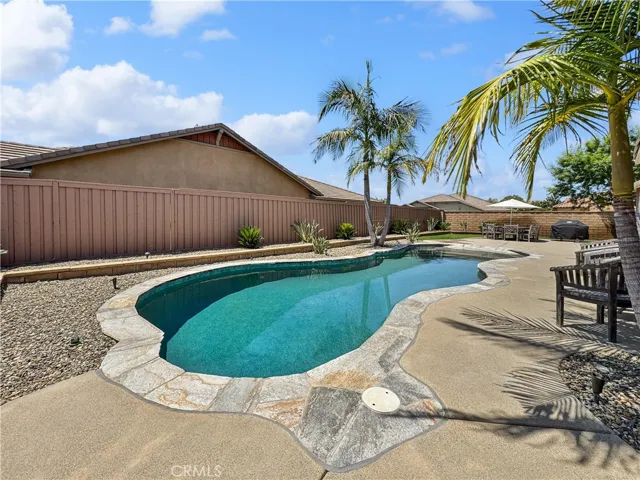 2025 James Gaynor Street, Fallbrook, California 92028