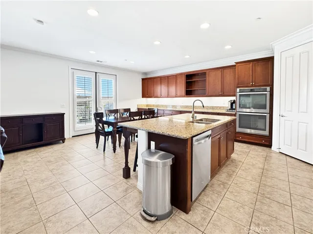 2025 James Gaynor Street, Fallbrook, California 92028