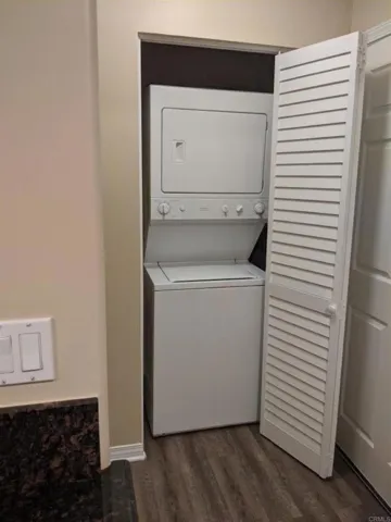 INDOOR WASHER AND DRYER