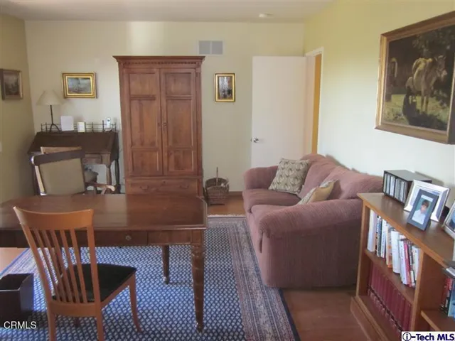 20200827184445351797000000-o