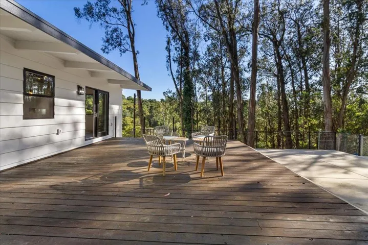 5 Arriba Drive, Aromas, California 95004