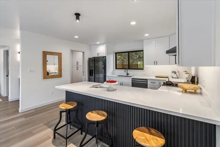 5 Arriba Drive, Aromas, California 95004