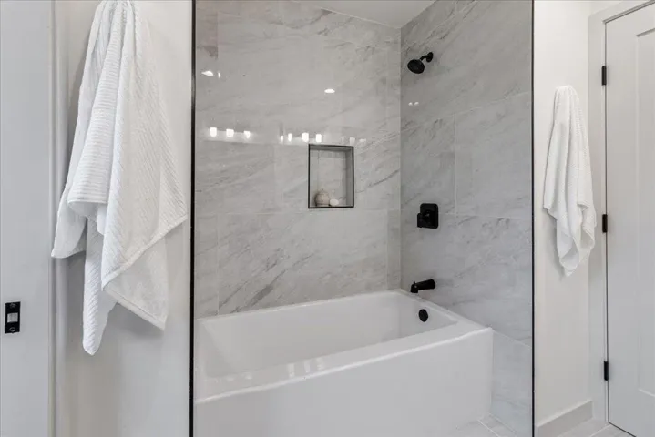 5 Arriba Drive, Aromas, California 95004