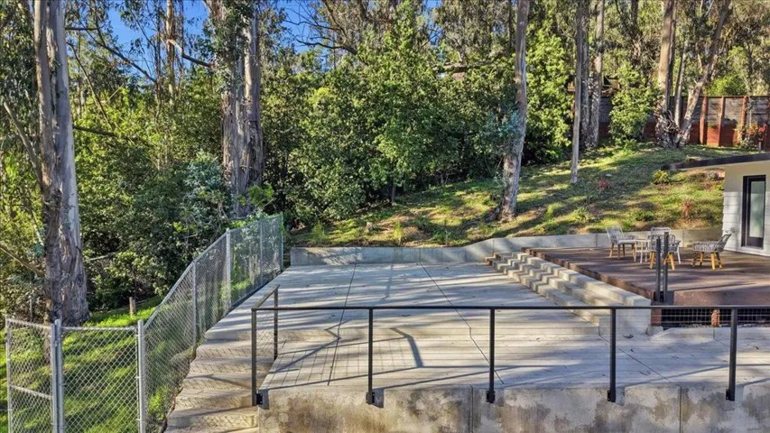 5 Arriba Drive, Aromas, California 95004