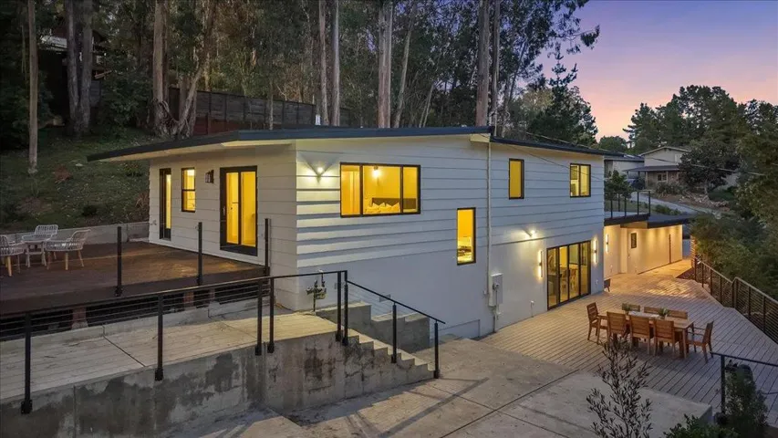 5 Arriba Drive, Aromas, California 95004