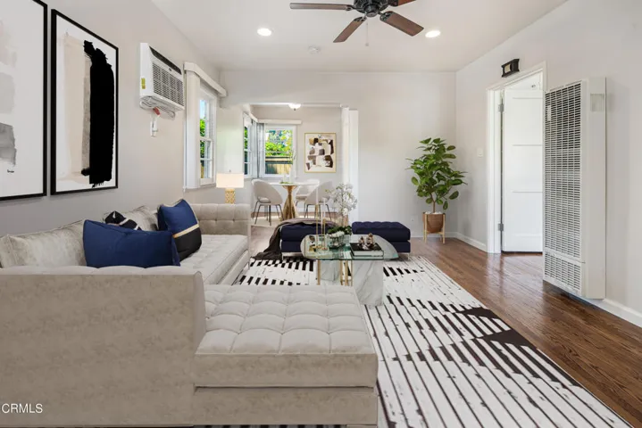 499 N Oakland Staged