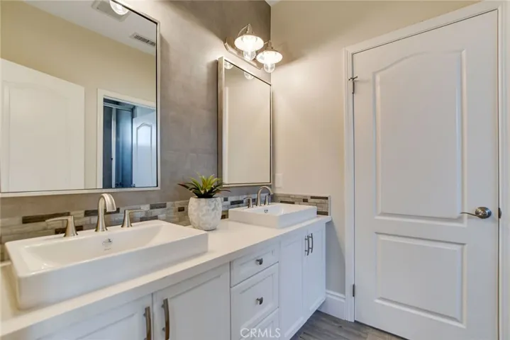 7179 Las Brisas, La Verne, California 91750