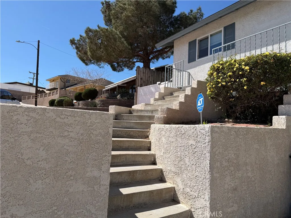 800 S 1st, Barstow, California 92311 — photo 5