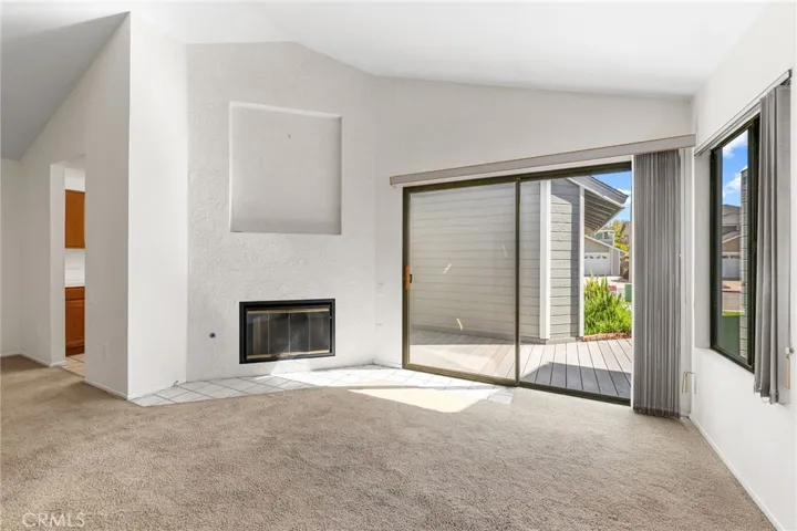 Living room 2 to patio
