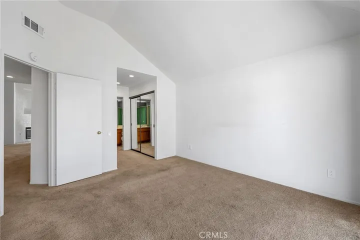 Master bedroom 2

