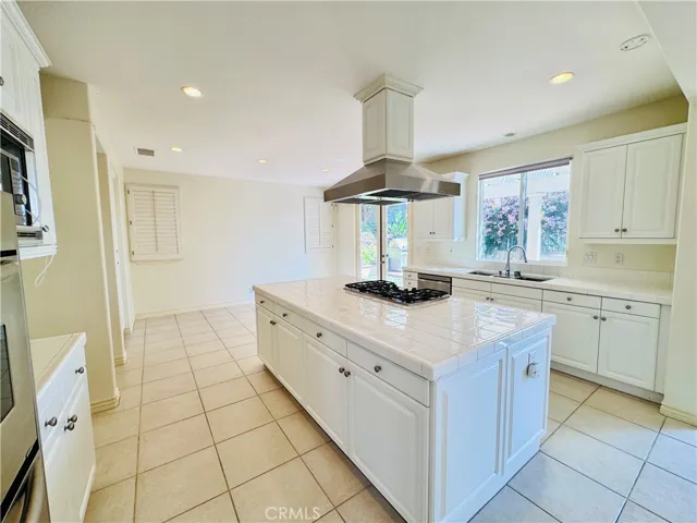 2946 Muir Trail Drive, Fullerton, California 92833