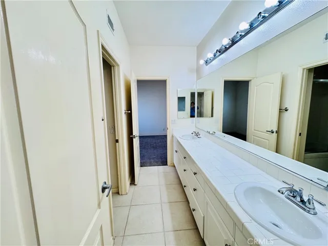 2946 Muir Trail Drive, Fullerton, California 92833