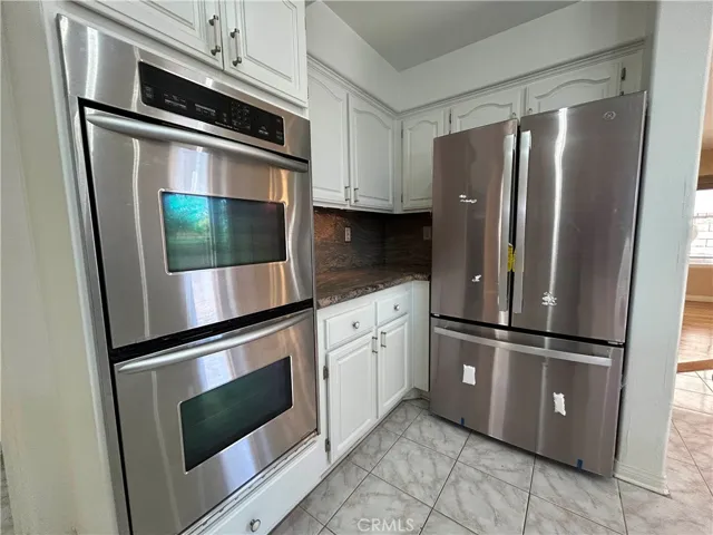 Double Oven and Fridge