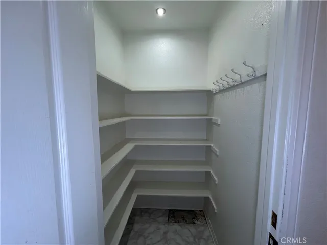  Bedroom Closet