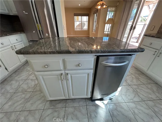 Kitchen island