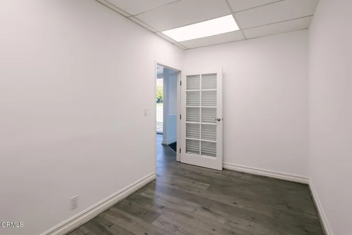 048DAMORE_2505 Canada