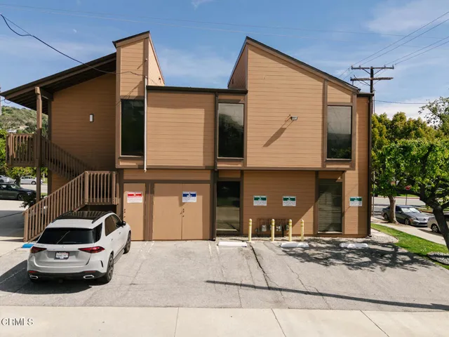 D043DAMORE_2505 Canada