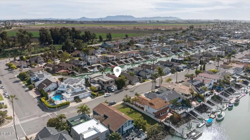 47-web-or-mls-Upmarketmedia_2920Sea-aer-