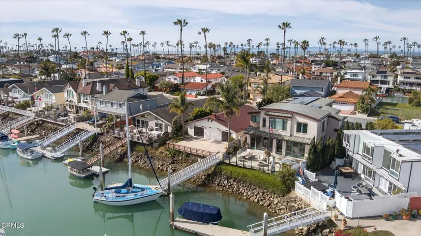 41-web-or-mls-Upmarketmedia_2920Sea-aer-