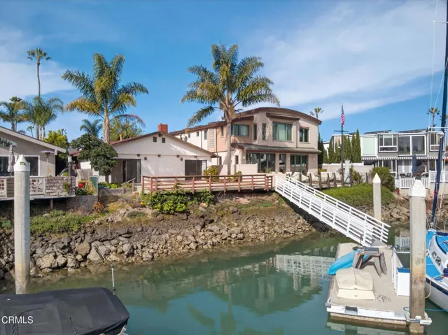 39-web-or-mls-Upmarketmedia_2920Sea-118