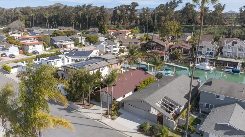 45-web-or-mls-Upmarketmedia_2920Sea-aer-