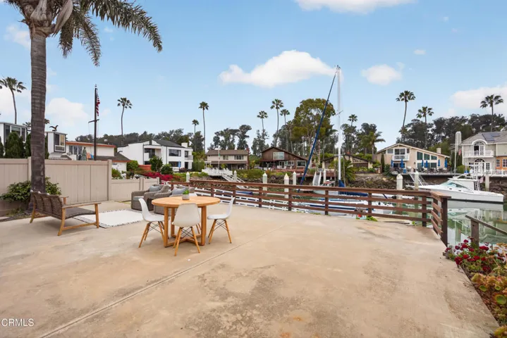 86-print-Upmarketmedia_2920Sea-107 (2)