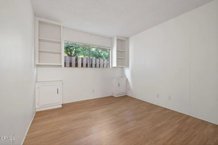 27-web-or-mls-Upmarketmedia_2920Sea-091