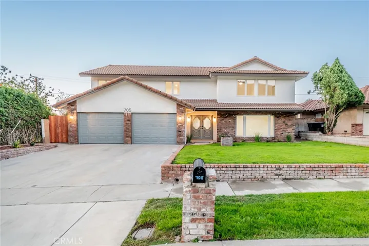 705 Dover, San Bernardino, California 92407