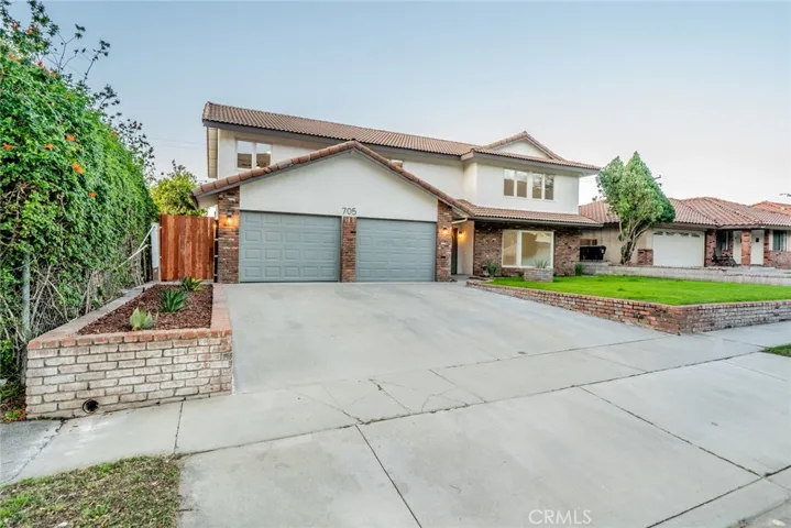 705 Dover, San Bernardino, California 92407