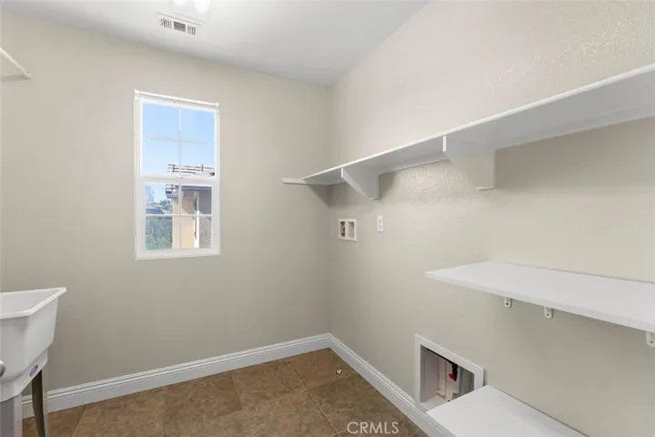 Laundry RM