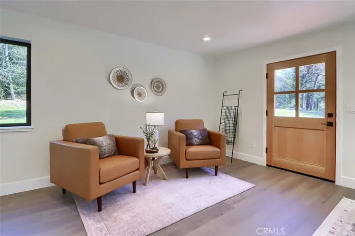 Sitting area/living room