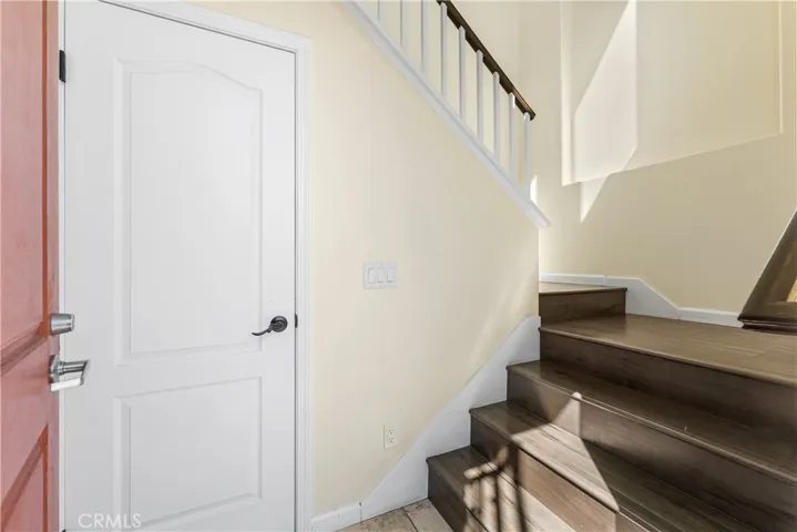 27968 Avalon, Canyon Country, California 91351