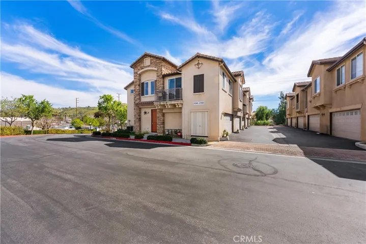 27968 Avalon, Canyon Country, California 91351