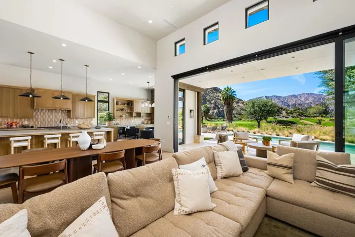 28-web-or-mls-TP_Deacon_0326_028