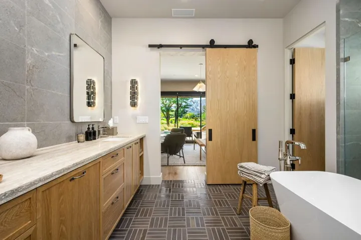 62-web-or-mls-TP_Deacon_0326_062