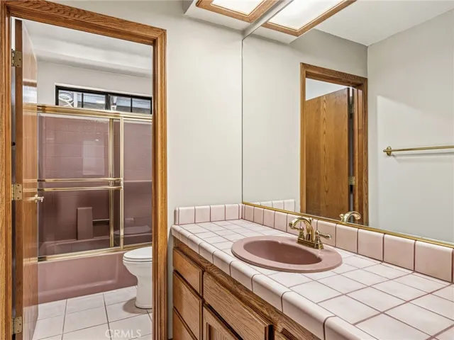 12860 Greensboro Road, Victorville, California 92395