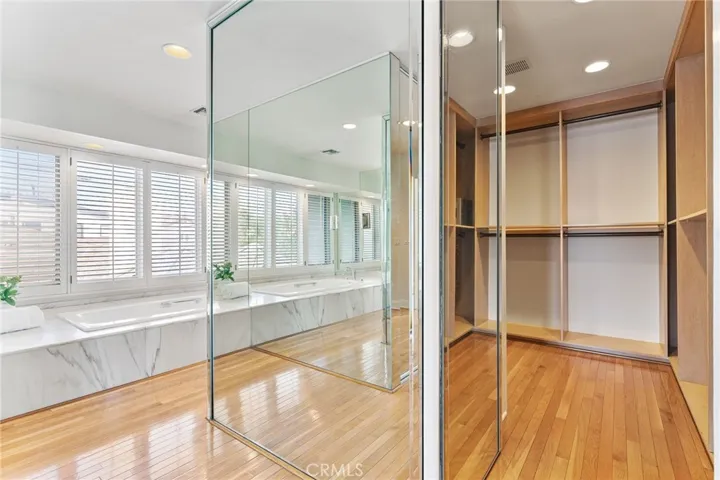 5585 E Corso Di Napoli, Long Beach, California 90803