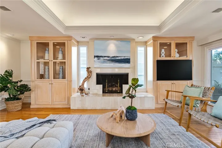 5585 E Corso Di Napoli, Long Beach, California 90803