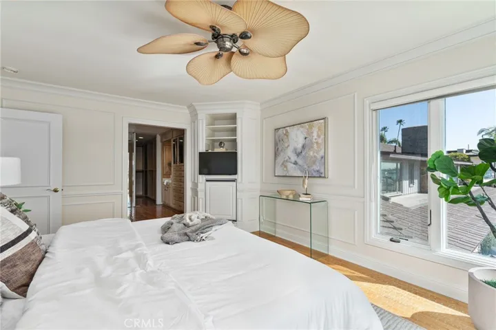 5585 E Corso Di Napoli, Long Beach, California 90803