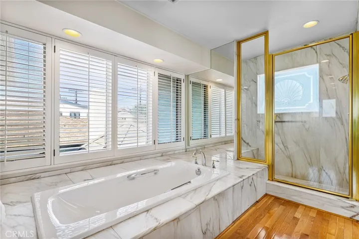 5585 E Corso Di Napoli, Long Beach, California 90803