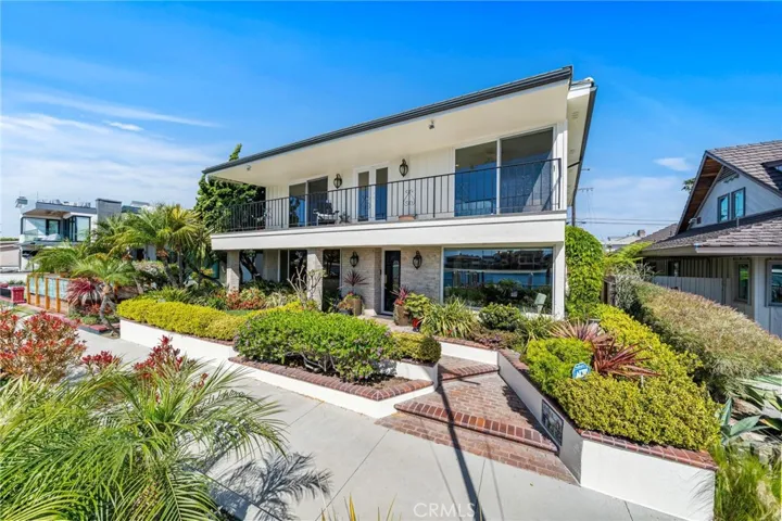 45' of frontage (1.5 lots)