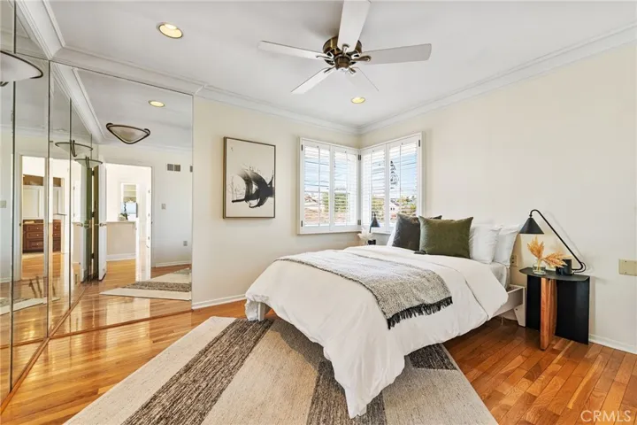 5585 E Corso Di Napoli, Long Beach, California 90803