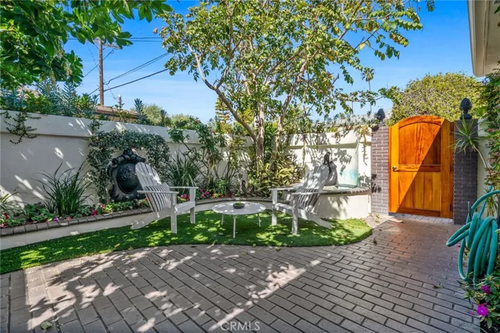 Meticulously landscaped private patio