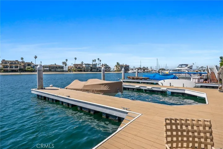 5585 E Corso Di Napoli, Long Beach, California 90803