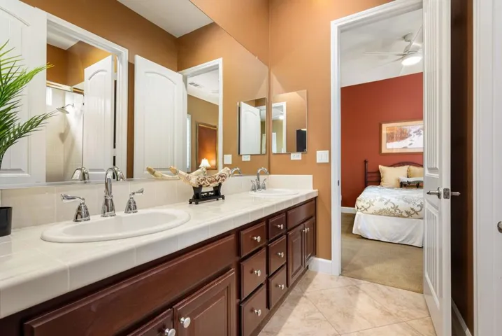 64-web-or-mls-JMShining_OPMG_0326_064