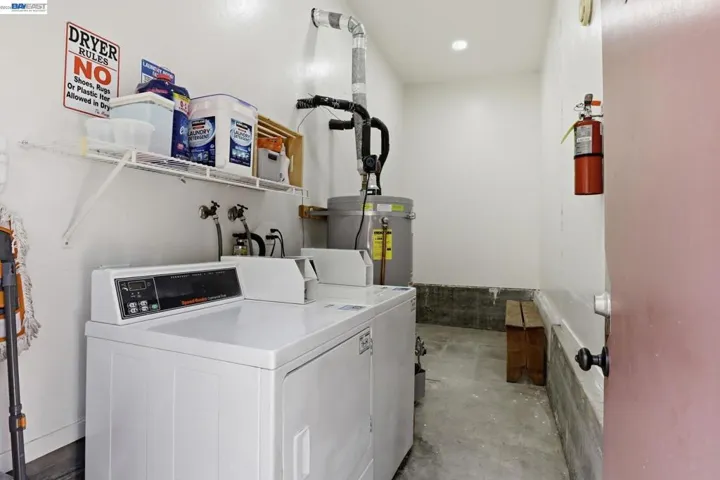 2550 2550 Damuth St, Oakland, California 94602